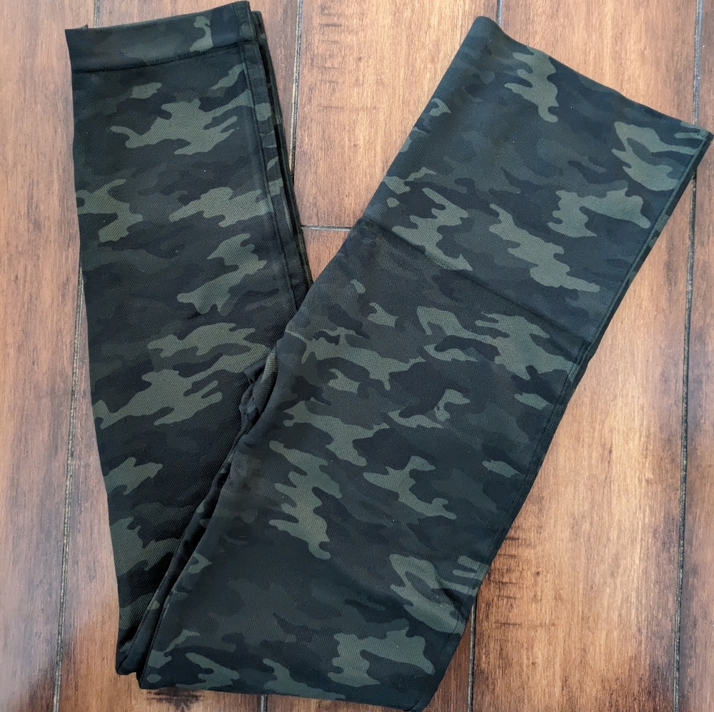 Camo Spanx Leggings
